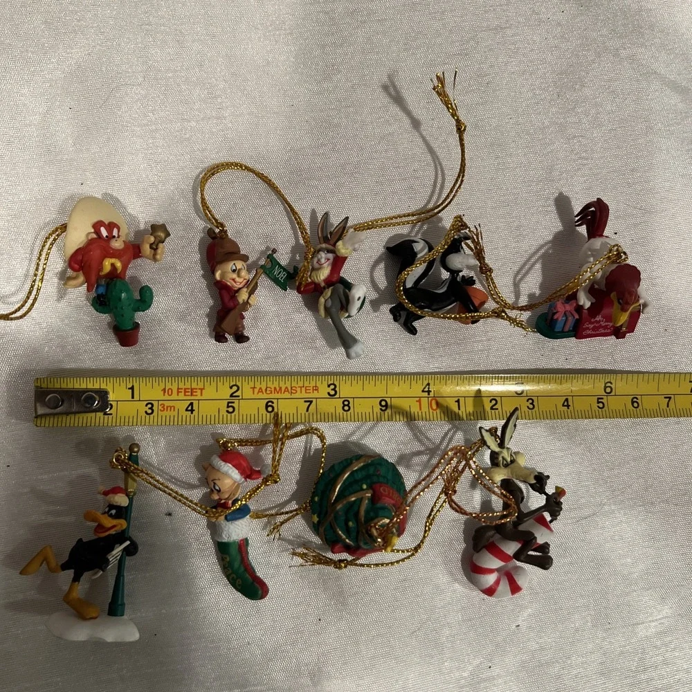 Vtg- 9 Mini Looney Tunes Warner‎ bros Ornaments Tweety, Tas, Fudd, Pepe,Yosemite